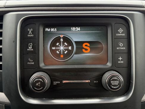 Used 2017 RAM 2500 Tradesman w/ Chrome Appearance Group AWD/4WD image 15