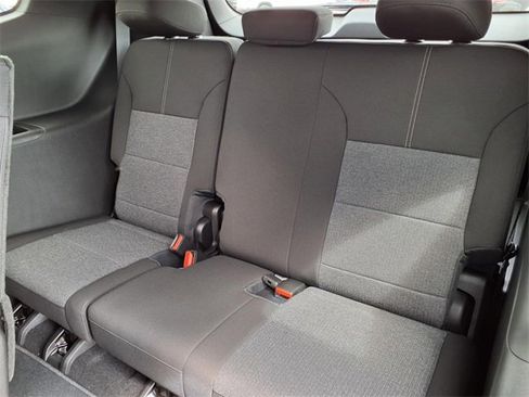 New 2026 GMC Acadia Elevation image 8