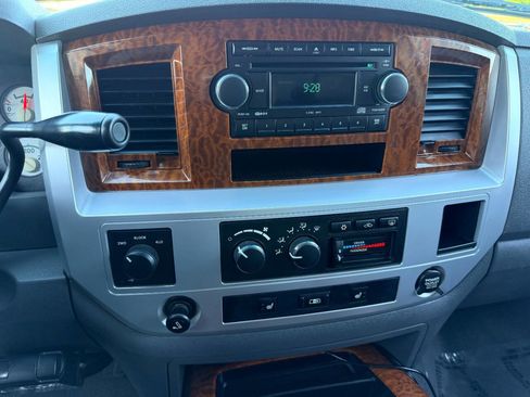 Used 2006 Dodge Ram 2500 Truck Laramie AWD/4WD image 39