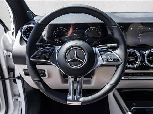 New 2026 Mercedes-Benz GLA 250 4MATIC image 13