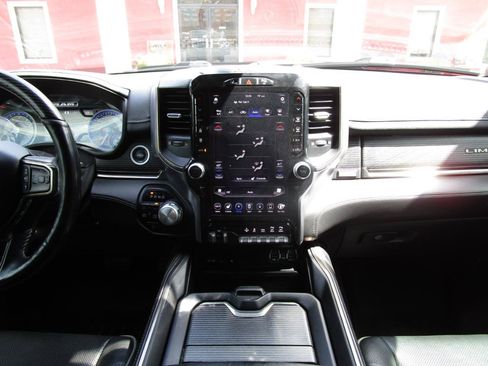 Used 2019 RAM 1500 Limited AWD/4WD image 8