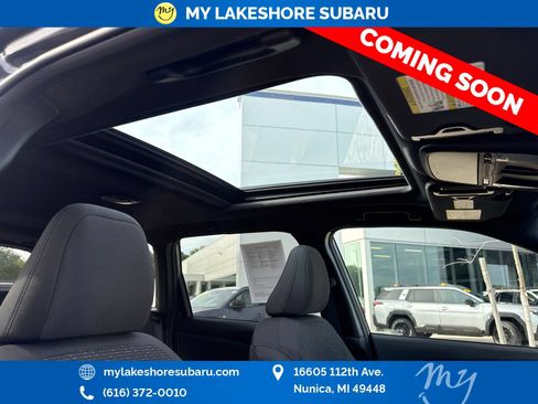 Used 2025 Subaru Forester Premium AWD/4WD image 15