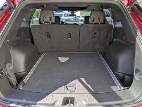 Used 2020 Chevrolet Blazer RS AWD/4WD image 33