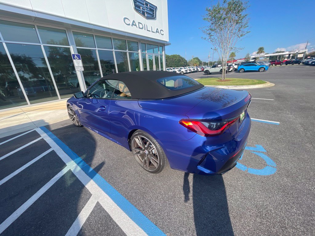 Used 2023 BMW M440i Convertible w/ Premium Package RWD image 3