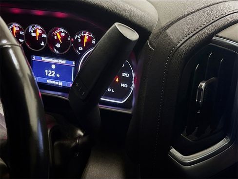 Used 2020 Chevrolet Silverado 1500 RST image 19