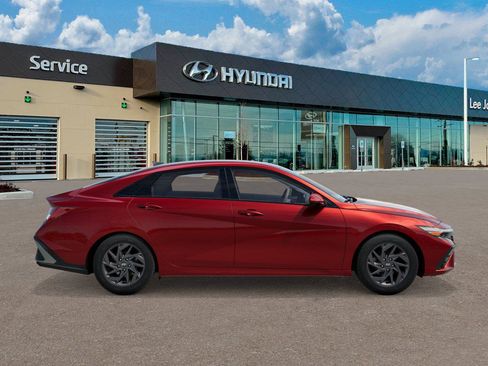 New 2026 Hyundai Elantra Blue image 7