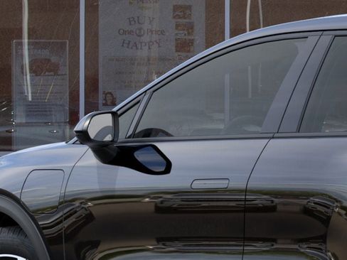 New 2026 Chevrolet Equinox EV LT image 12