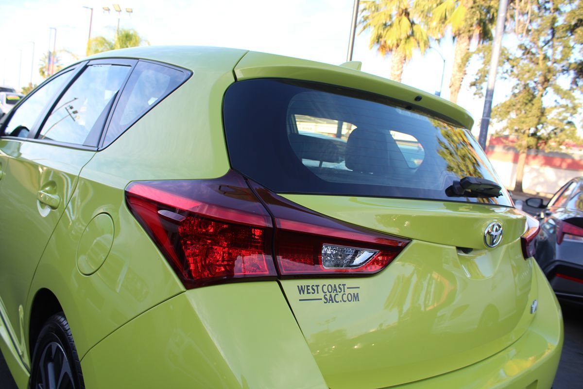 Used 2017 Toyota Corolla iM w/ All-Weather Mat Package FWD image 15