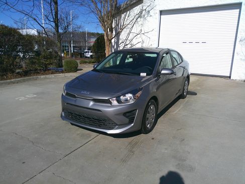 Used 2023 Kia Rio S image 5