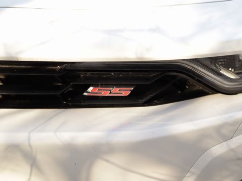 Used 2020 Chevrolet Camaro SS image 43