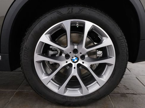 Used 2024 BMW X5 xDrive40i w/ Premium Package AWD/4WD image 37