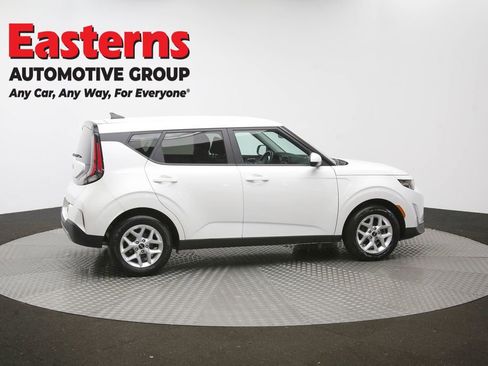 Used 2024 Kia Soul LX w/ Option Group 015 FWD image 41