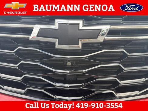 Used 2023 Chevrolet Traverse RS AWD/4WD image 15