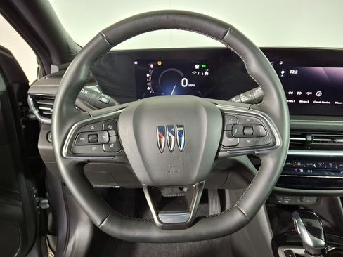 Used 2024 Buick Envista Avenir image 12