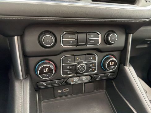 Used 2021 Chevrolet Tahoe Z71 w/ Z71 Signature Package image 14