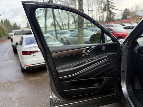 Used 2024 Genesis GV80 2.5T image 23