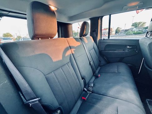 Used 2012 Jeep Liberty Sport image 32