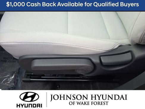 New 2026 Hyundai Kona SE image 37