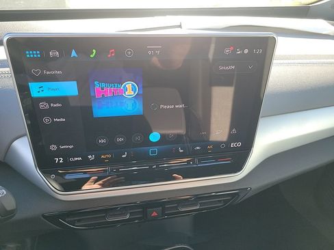 New 2026 Volkswagen ID.4 Pro image 22