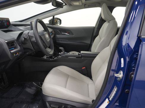 Used 2025 Toyota Prius Limited image 22