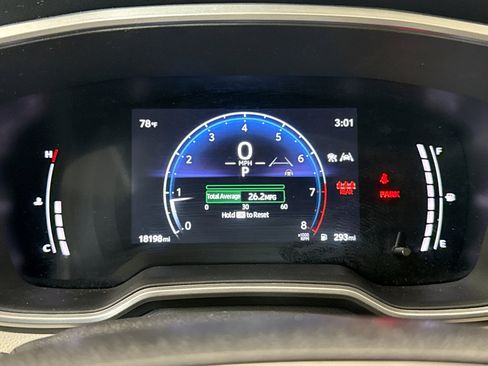 Used 2024 Toyota Corolla Cross XLE w/ Convenience Package AWD/4WD image 13