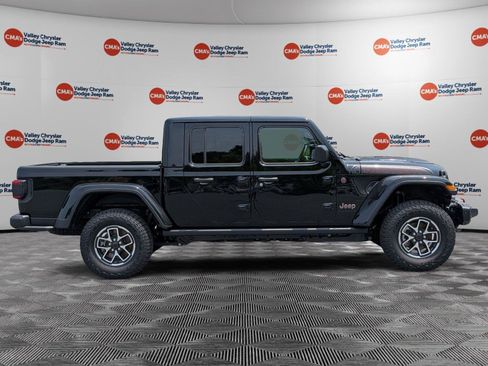 New 2026 Jeep Gladiator Rubicon AWD/4WD image 4