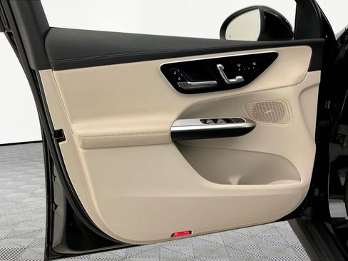 Certified 2024 Mercedes-Benz GLC 300 4MATIC image 20