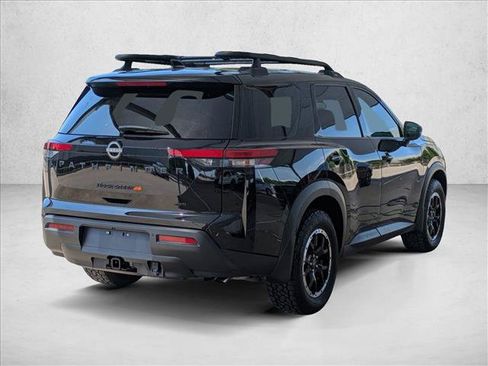 Used 2024 Nissan Pathfinder Rock Creek AWD/4WD image 5