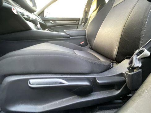 Used 2021 Honda Accord LX image 13