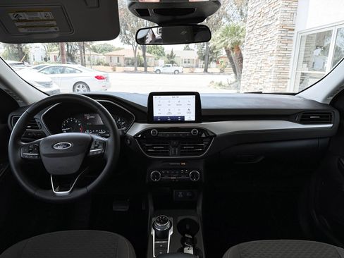 Used 2022 Ford Escape SE w/ Convenience Package FWD image 24