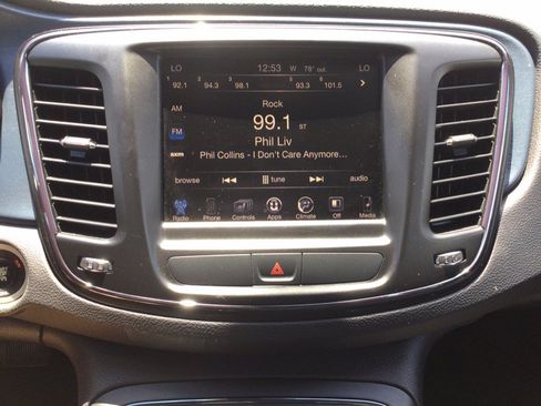 Used 2016 Chrysler 200 S w/ Comfort Group AWD/4WD image 31