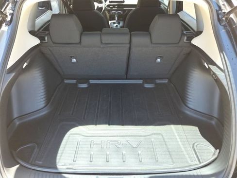 Certified 2024 Honda HR-V LX image 18