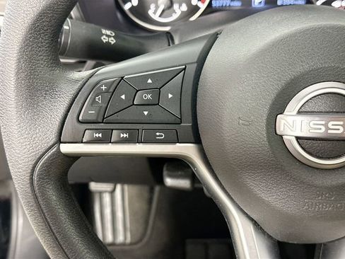 Used 2024 Nissan Altima 2.5 SV FWD image 27