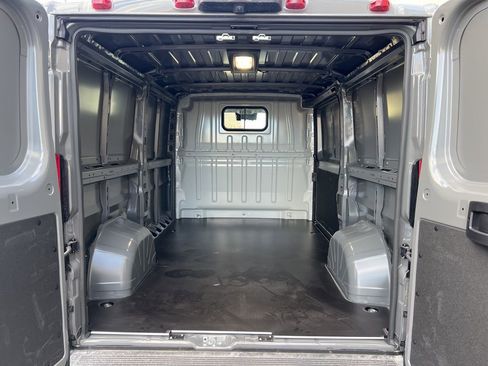 New 2026 RAM ProMaster 1500 w/ Convenience Group image 24
