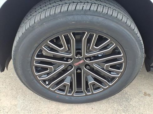 New 2026 GMC Yukon XL Elevation image 9