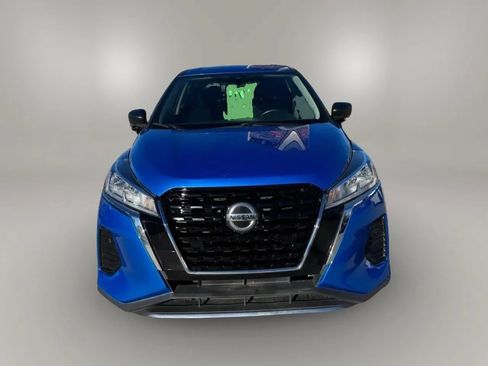 Used 2021 Nissan Kicks S FWD image 8