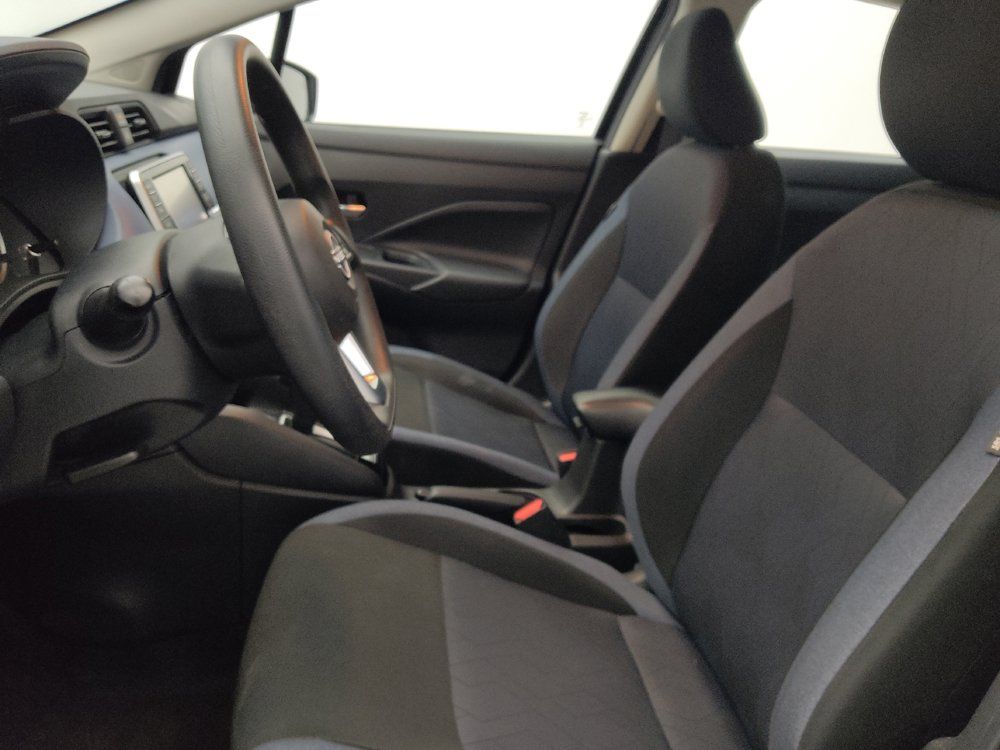 Used 2025 Nissan Versa SV w/ Trunk Package FWD image 17