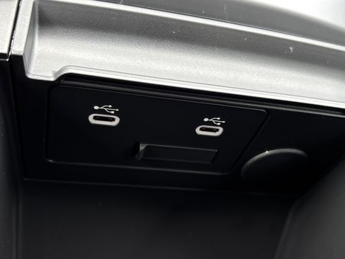 New 2026 MAZDA MAZDA3 s FWD image 38