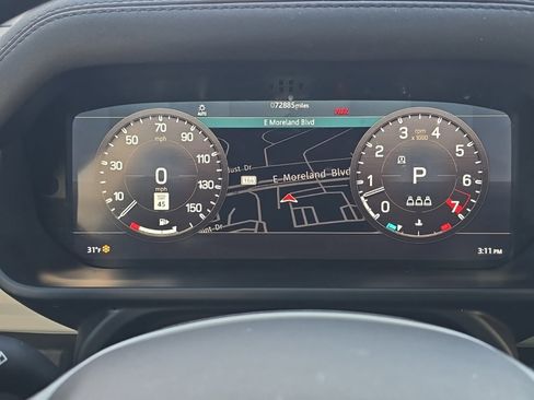 Used 2020 Land Rover Defender 110 SE image 14