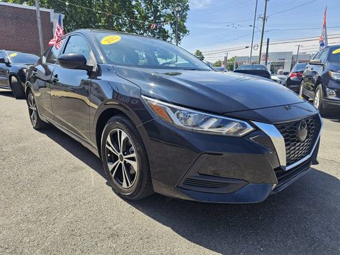 Used 2021 Nissan Sentra SV FWD image 3