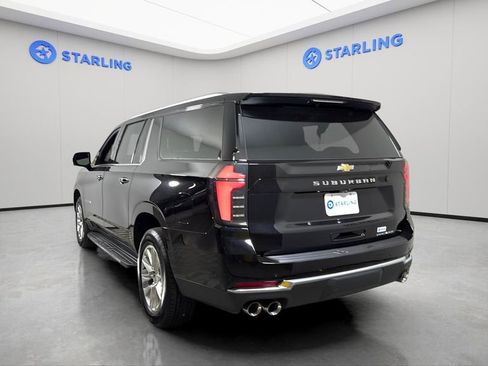 Certified 2025 Chevrolet Suburban Premier image 7