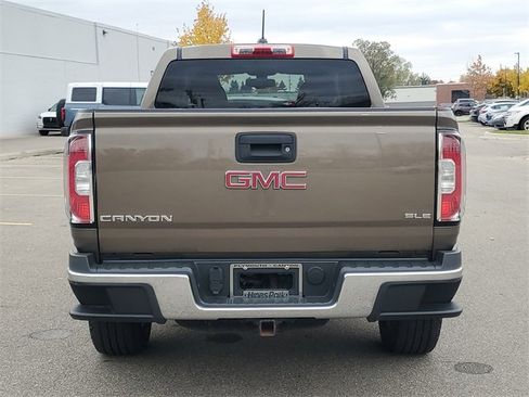 Used 2015 GMC Canyon SLE w/ SLE Convenience Package image 6