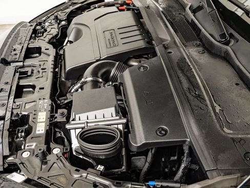 Certified 2024 Jaguar E-PACE R-Dynamic SE AWD/4WD image 48