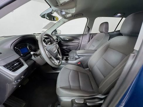 Used 2024 GMC Terrain SLE AWD/4WD image 10