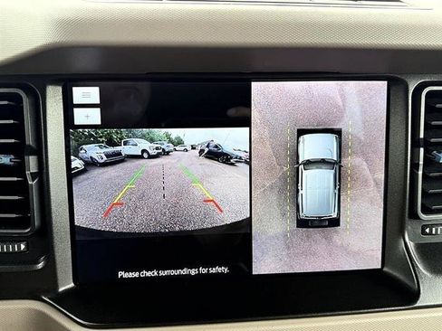 Used 2023 Ford Bronco Wildtrak AWD/4WD image 41