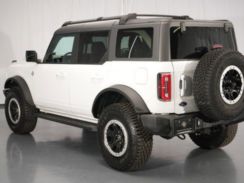 Used 2023 Ford Bronco Outer Banks w/ Sasquatch Package AWD/4WD image 15