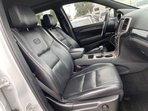 Used 2015 Jeep Grand Cherokee Overland image 21