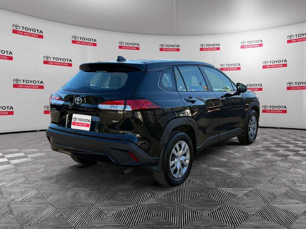 Certified 2025 Toyota Corolla Cross L AWD/4WD image 5