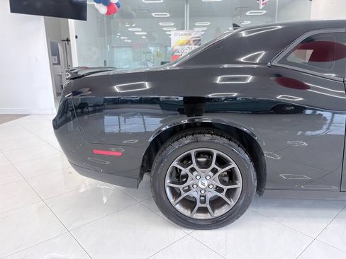 Used 2018 Dodge Challenger GT AWD/4WD image 8