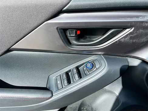 Used 2024 Subaru Impreza 2.0i Sport image 17